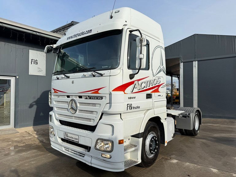 Mercedes-Benz Actros 1844 LS 4x2 tractor unit - clutch - Cabeza tractora: foto 1 Mercedes-Benz Actros 1844 LS 4x2 tractor unit - clutch - Cabeza tractora: foto 1