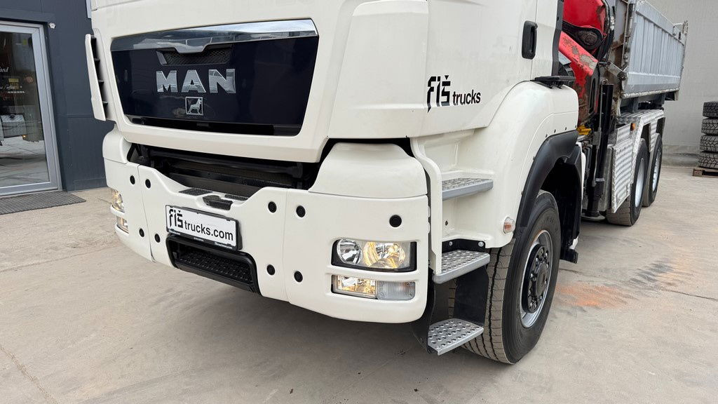 MAN TGS 28.480 6X4/4 bordmatic - cardan - Fassi F235XP - 14.9M - Retarder - Camión volquete: foto 2 MAN TGS 28.480 6X4/4 bordmatic - cardan - Fassi F235XP - 14.9M - Retarder - Camión volquete: foto 2