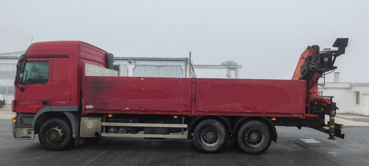 Mercedes-Benz Actros 2644L 6X4 stake body - Palfinger crane PK18500 - Camión caja abierta: foto 2 Mercedes-Benz Actros 2644L 6X4 stake body - Palfinger crane PK18500 - Camión caja abierta: foto 2