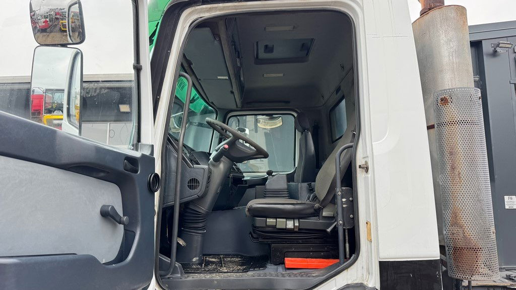 Camión chasis Mercedes-Benz Actros 3331 B 6x4 chassis - big axle: foto 24 Camión chasis Mercedes-Benz Actros 3331 B 6x4 chassis - big axle: foto 24