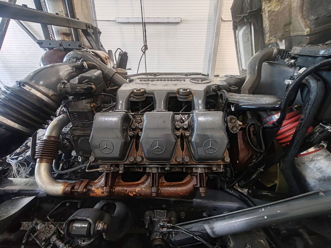 Camión chasis Mercedes-Benz Actros 3331 B 6x4 chassis - big axle: foto 21 Camión chasis Mercedes-Benz Actros 3331 B 6x4 chassis - big axle: foto 21