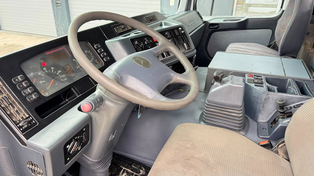 Camión chasis Mercedes-Benz Actros 3331 B 6x4 chassis - big axle: foto 25 Camión chasis Mercedes-Benz Actros 3331 B 6x4 chassis - big axle: foto 25