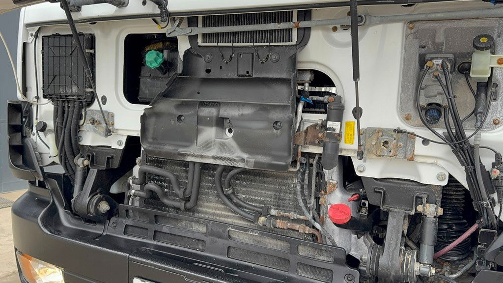 Camión chasis Mercedes-Benz Actros 3331 B 6x4 chassis - big axle: foto 22 Camión chasis Mercedes-Benz Actros 3331 B 6x4 chassis - big axle: foto 22