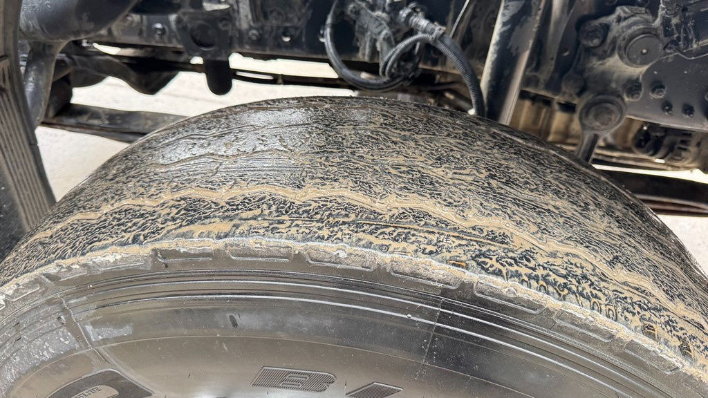 Camión chasis Mercedes-Benz Actros 3331 B 6x4 chassis - big axle: foto 10 Camión chasis Mercedes-Benz Actros 3331 B 6x4 chassis - big axle: foto 10