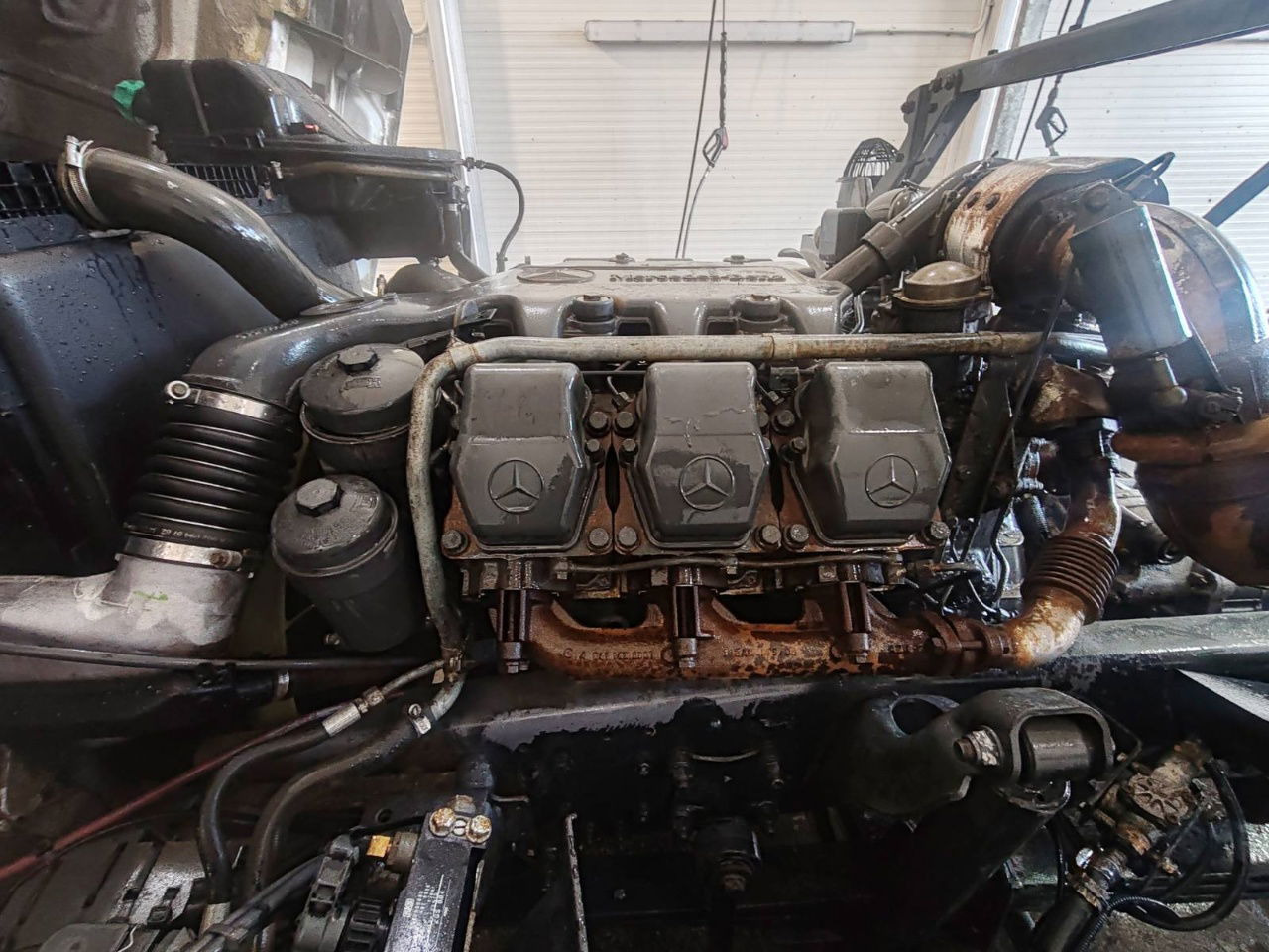 Camión chasis Mercedes-Benz Actros 3331 B 6x4 chassis - big axle: foto 19 Camión chasis Mercedes-Benz Actros 3331 B 6x4 chassis - big axle: foto 19