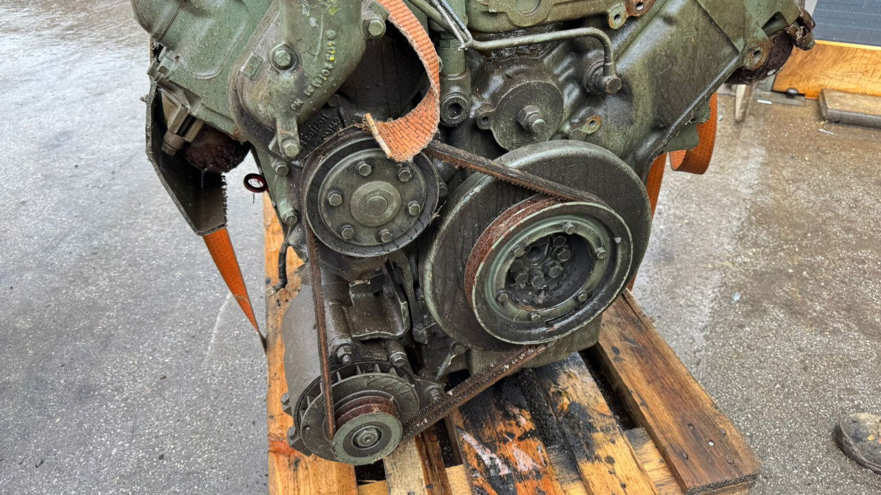 Mercedes-Benz Engine V10 - OM 403.1 - Otros maquinaria: foto 5 Mercedes-Benz Engine V10 - OM 403.1 - Otros maquinaria: foto 5