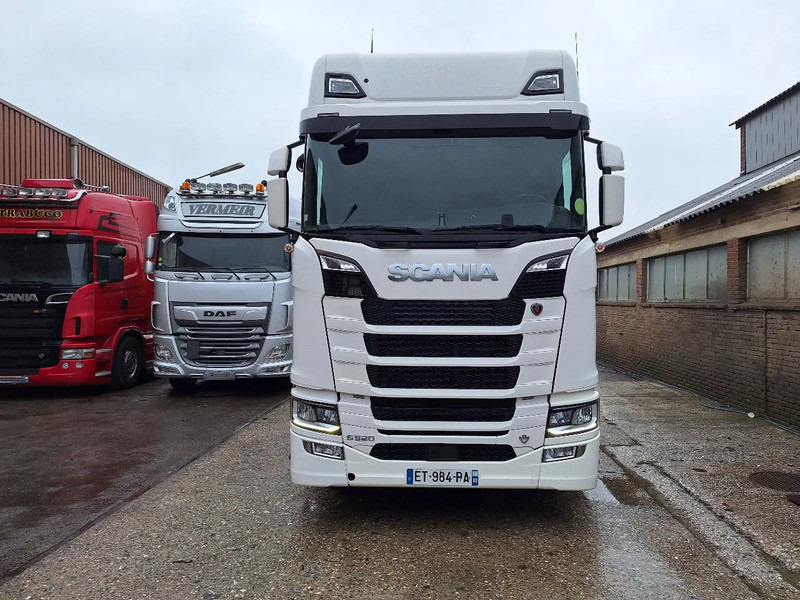 Scania S520 S520 V8 - Cabeza tractora: foto 2 Scania S520 S520 V8 - Cabeza tractora: foto 2