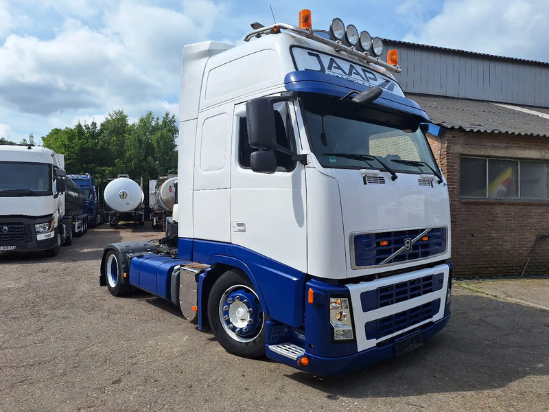 Volvo FH 400 - Cabeza tractora: foto 3 Volvo FH 400 - Cabeza tractora: foto 3