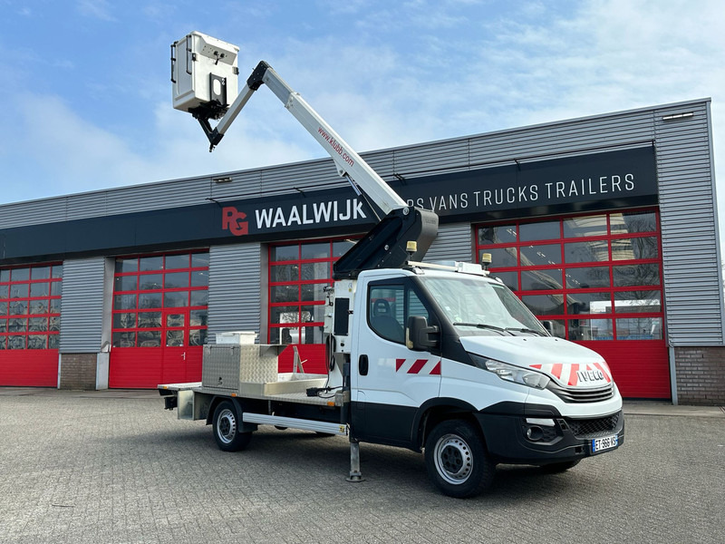Iveco Daily 35S12 werkhoogte 12 meter APK 17-01-2026 - Furgoneta: foto 2 Iveco Daily 35S12 werkhoogte 12 meter APK 17-01-2026 - Furgoneta: foto 2