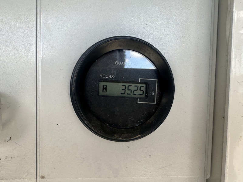 Renault Master 352 Hours + Airco - Furgoneta: foto 4 Renault Master 352 Hours + Airco - Furgoneta: foto 4