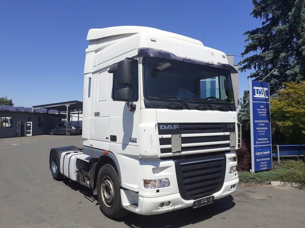 DAF XF105.460 EEV - Cabeza tractora: foto 2 DAF XF105.460 EEV - Cabeza tractora: foto 2