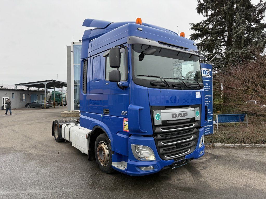 DAF XF460 EURO 6 MEGA/lowdeck - Cabeza tractora: foto 2 DAF XF460 EURO 6 MEGA/lowdeck - Cabeza tractora: foto 2