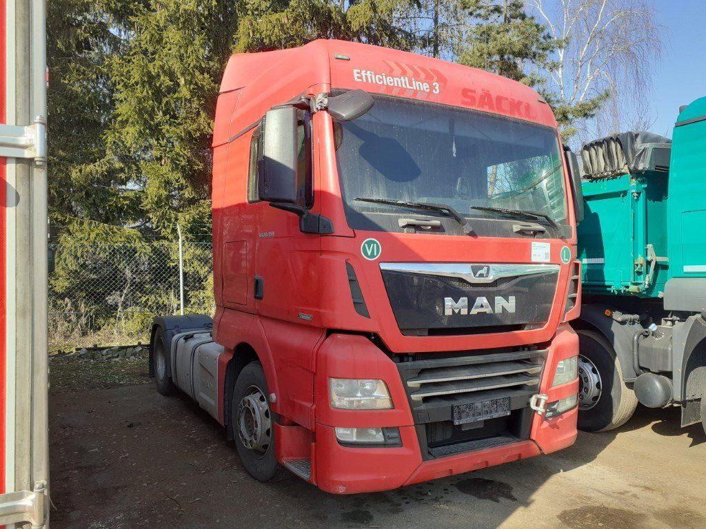 MAN TGX18.460 XLX Motorschaden/engine damage - Cabeza tractora: foto 1 MAN TGX18.460 XLX Motorschaden/engine damage - Cabeza tractora: foto 1