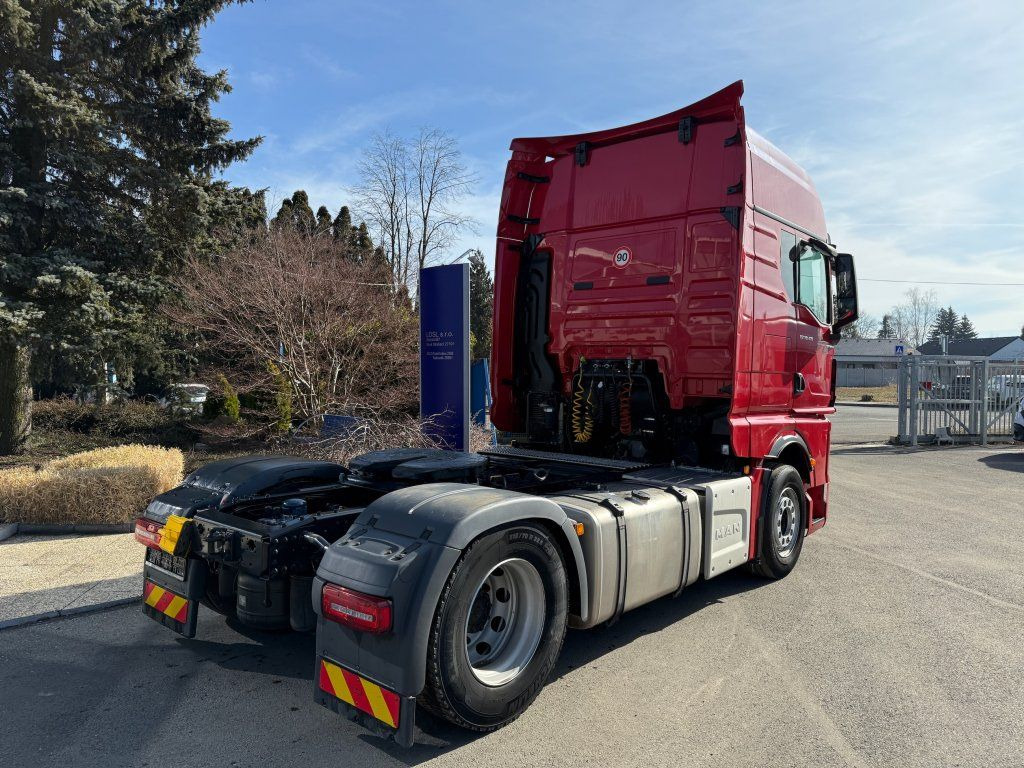 MAN TGX18.470 XXL EURO 6 Retarder - Cabeza tractora: foto 4 MAN TGX18.470 XXL EURO 6 Retarder - Cabeza tractora: foto 4