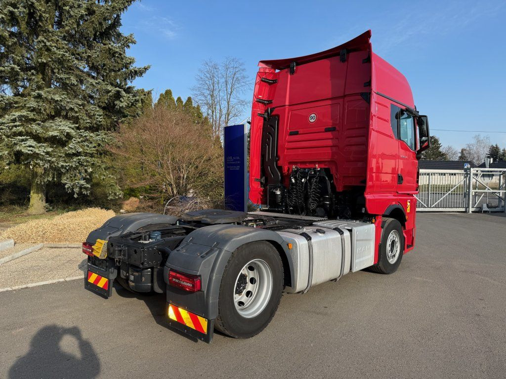 MAN TGX18.470 XXL EURO 6 Retarder - Cabeza tractora: foto 4 MAN TGX18.470 XXL EURO 6 Retarder - Cabeza tractora: foto 4