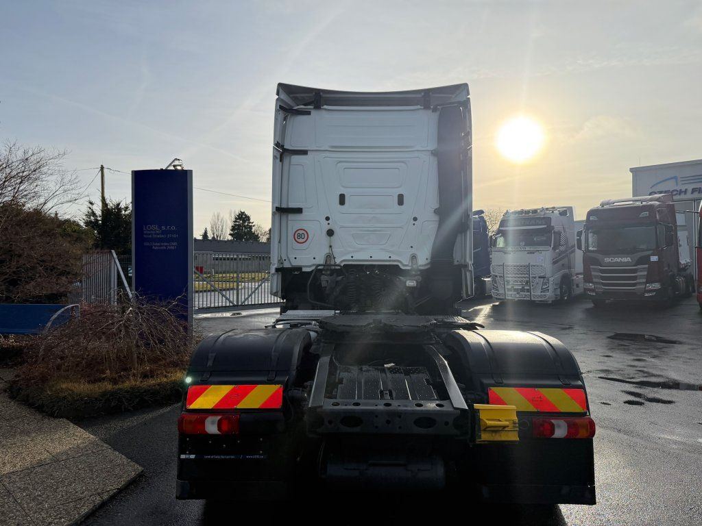 Mercedes-Benz 1845 Actros EURO 6 - Cabeza tractora: foto 4 Mercedes-Benz 1845 Actros EURO 6 - Cabeza tractora: foto 4