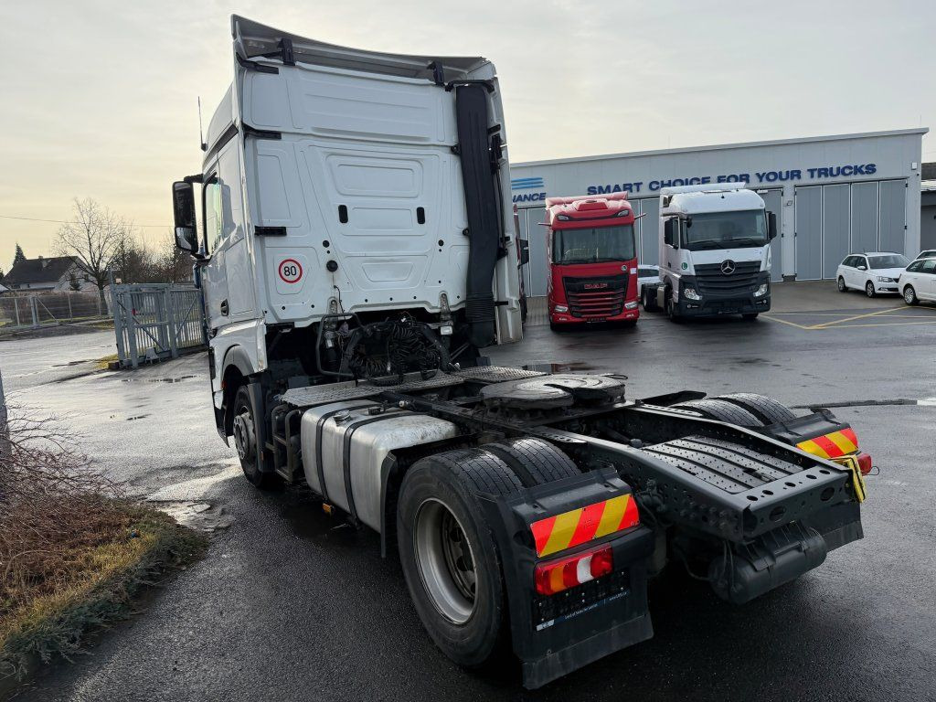 Mercedes-Benz 1845 Actros EURO 6 - Cabeza tractora: foto 5 Mercedes-Benz 1845 Actros EURO 6 - Cabeza tractora: foto 5