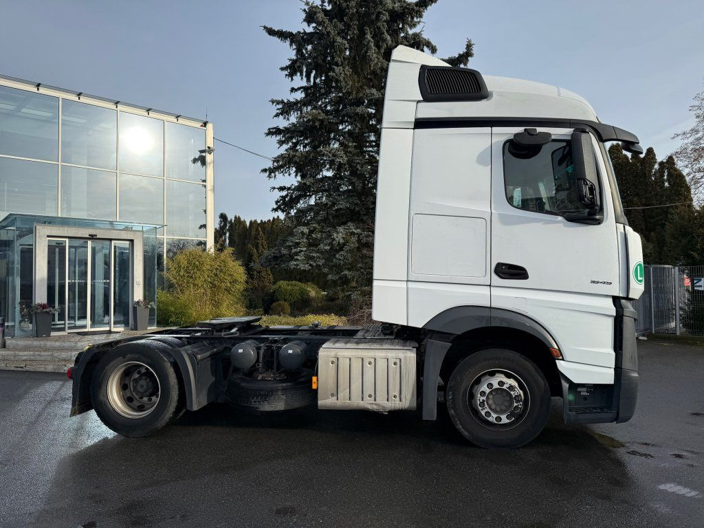 Mercedes-Benz 1845 Actros EURO 6 - Cabeza tractora: foto 3 Mercedes-Benz 1845 Actros EURO 6 - Cabeza tractora: foto 3