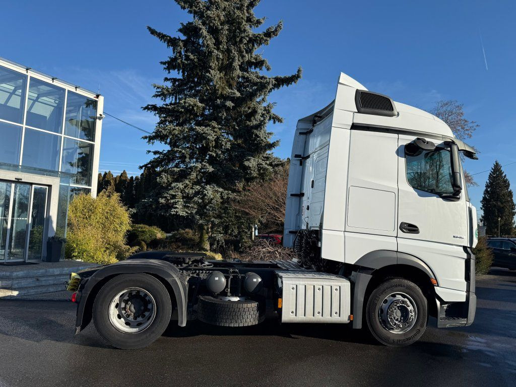 Mercedes-Benz 1845 Actros EURO 6 - Cabeza tractora: foto 3 Mercedes-Benz 1845 Actros EURO 6 - Cabeza tractora: foto 3