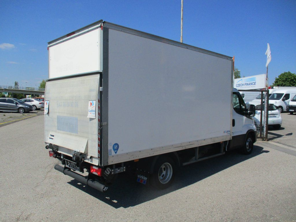 Iveco Daily 35C16 3.0 - Furgoneta caja cerrada: foto 5 Iveco Daily 35C16 3.0 - Furgoneta caja cerrada: foto 5