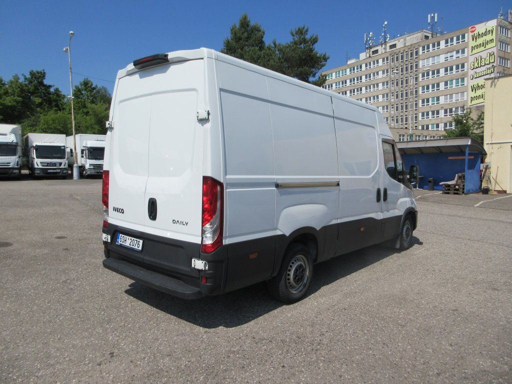 Iveco Daily 35S16 - Furgón: foto 3 Iveco Daily 35S16 - Furgón: foto 3