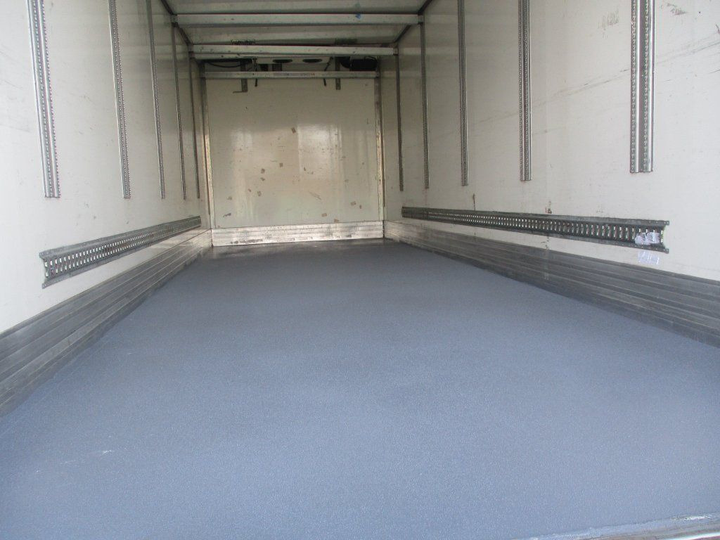 MAN TGM 18.250 MAN TGM 18.250 - Camión frigorífico: foto 5 MAN TGM 18.250 MAN TGM 18.250 - Camión frigorífico: foto 5