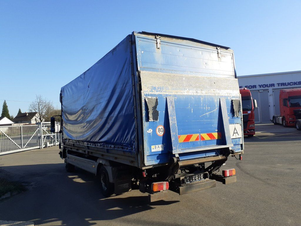Camión lona Mercedes-Benz 1018 Atego EURO 3: foto 6