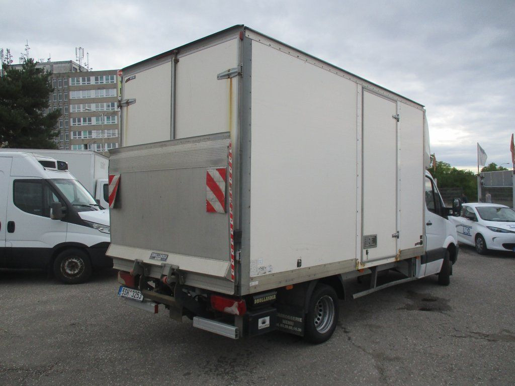 Mercedes-Benz Sprinter 513 CDi mit LBW Mercedes-Benz Sprinter 513 CDi mit LBW - Furgoneta caja cerrada: foto 4 Mercedes-Benz Sprinter 513 CDi mit LBW Mercedes-Benz Sprinter 513 CDi mit LBW - Furgoneta caja cerrada: foto 4