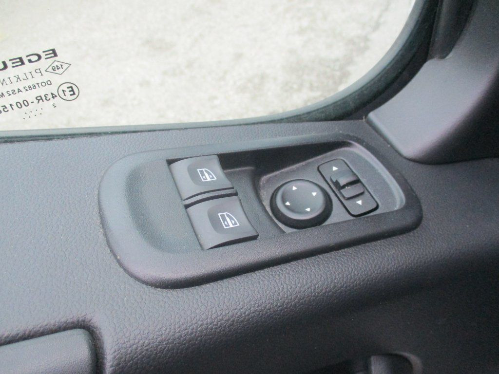 Furgón Renault Master 2.3fci L3H2: foto 17