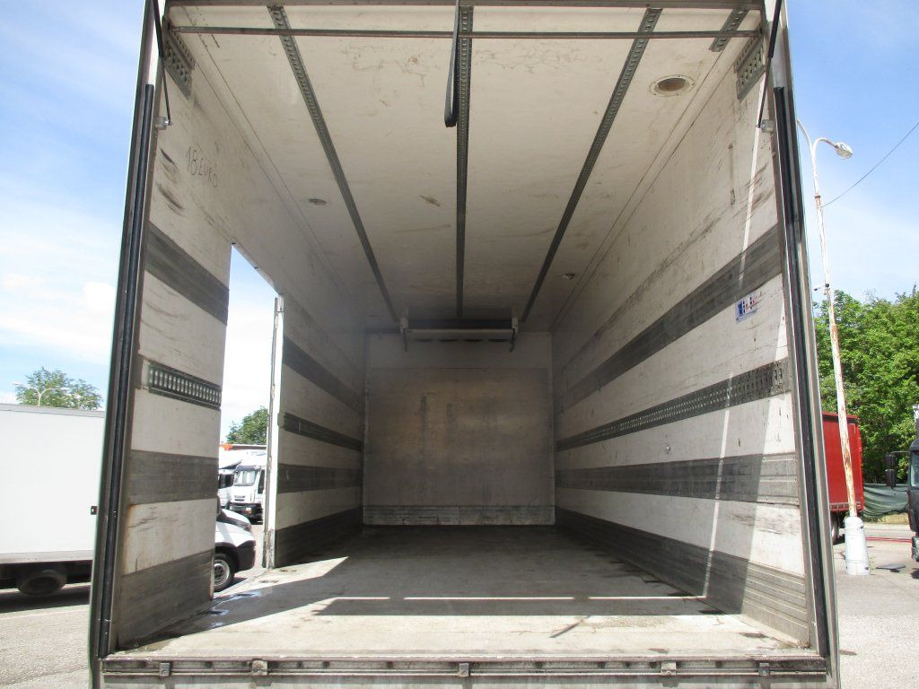 Renault Premium 460 - Camión frigorífico: foto 5 Renault Premium 460 - Camión frigorífico: foto 5