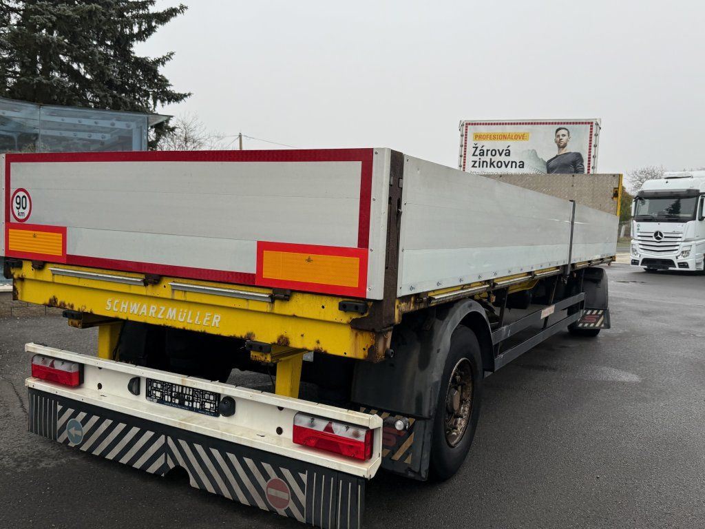 Schwarzmüller PA 2/E - Remolque plataforma/ Caja abierta: foto 5 Schwarzmüller PA 2/E - Remolque plataforma/ Caja abierta: foto 5