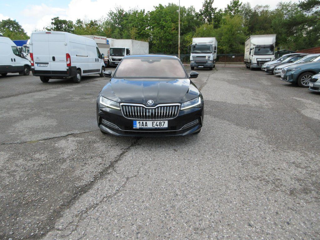 Skoda 2.0 Tdi 147kW L&K 4x4 Dsg - Sedan: foto 3 Skoda 2.0 Tdi 147kW L&K 4x4 Dsg - Sedan: foto 3
