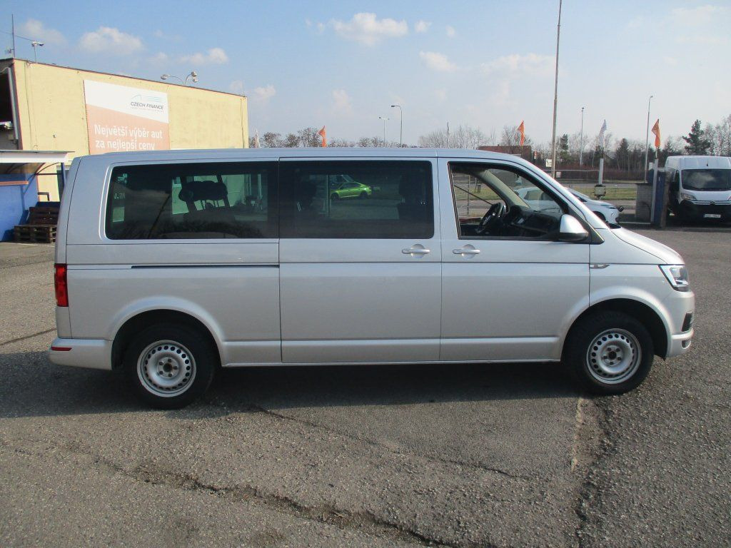 Volkswagen 2.0 TDI,Navi,DSG - Furgoneta de pasajeros: foto 4 Volkswagen 2.0 TDI,Navi,DSG - Furgoneta de pasajeros: foto 4