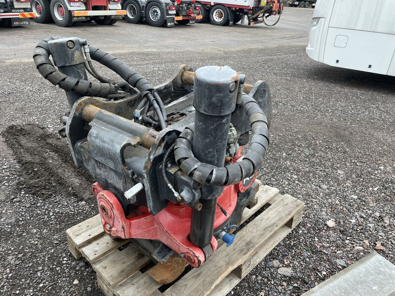 Implemento para Maquinaria de construcción ROTOTILT R8: foto 1