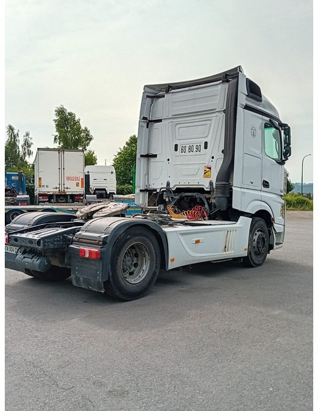 Mercedes-Benz Actros 1848 - noise in engine - Cabeza tractora: foto 4 Mercedes-Benz Actros 1848 - noise in engine - Cabeza tractora: foto 4