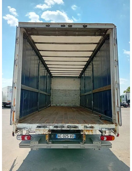 Renault Midlum 280 dxi - manual gearbox / steel suspension lames - Camión lona: foto 3 Renault Midlum 280 dxi - manual gearbox / steel suspension lames - Camión lona: foto 3