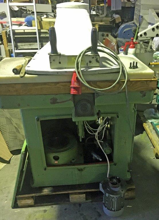 Atlas Hydraulic Swing Arm Punching Machine - Máquina de impresión: foto 5 Atlas Hydraulic Swing Arm Punching Machine - Máquina de impresión: foto 5