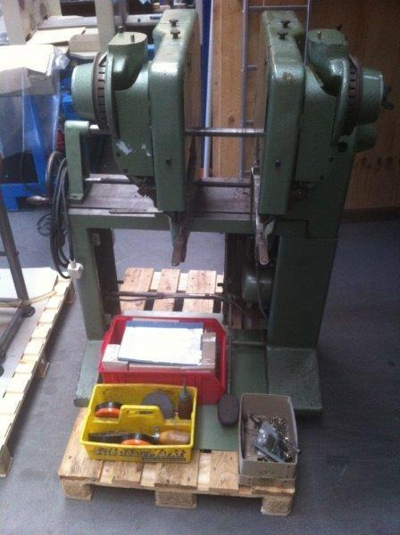 Máquina de impresión Constantin Hang 150 Double Riveting Machine: foto 1