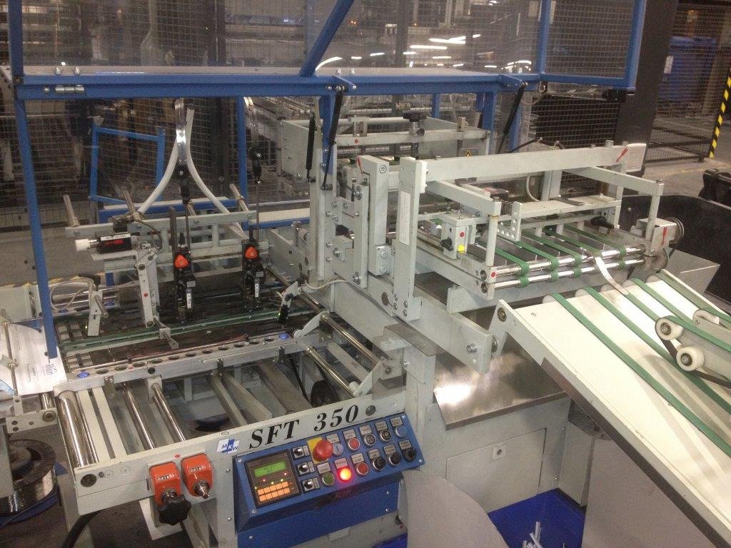 Gathering machine / booklet maker MKW Rapid UT 14B3GS + SFT 350 with 14 stations - Máquina de embalaje: foto 1 Gathering machine / booklet maker MKW Rapid UT 14B3GS + SFT 350 with 14 stations - Máquina de embalaje: foto 1
