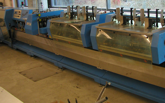 Muller Martini Presto Saddle Stitcher - Máquina de impresión: foto 3 Muller Martini Presto Saddle Stitcher - Máquina de impresión: foto 3