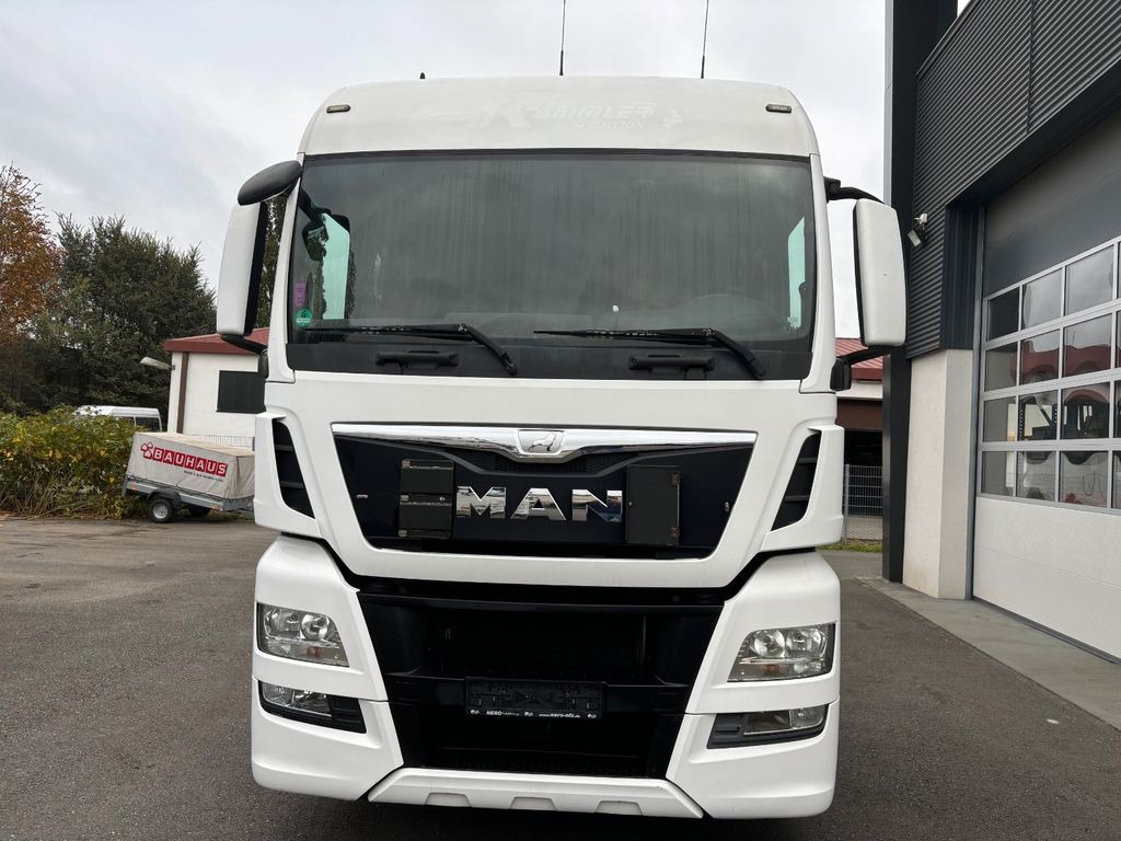 MAN TGX 18.440 480 Retarder/NAVI/2 Tanks/Standheiz - Cabeza tractora: foto 3 MAN TGX 18.440 480 Retarder/NAVI/2 Tanks/Standheiz - Cabeza tractora: foto 3