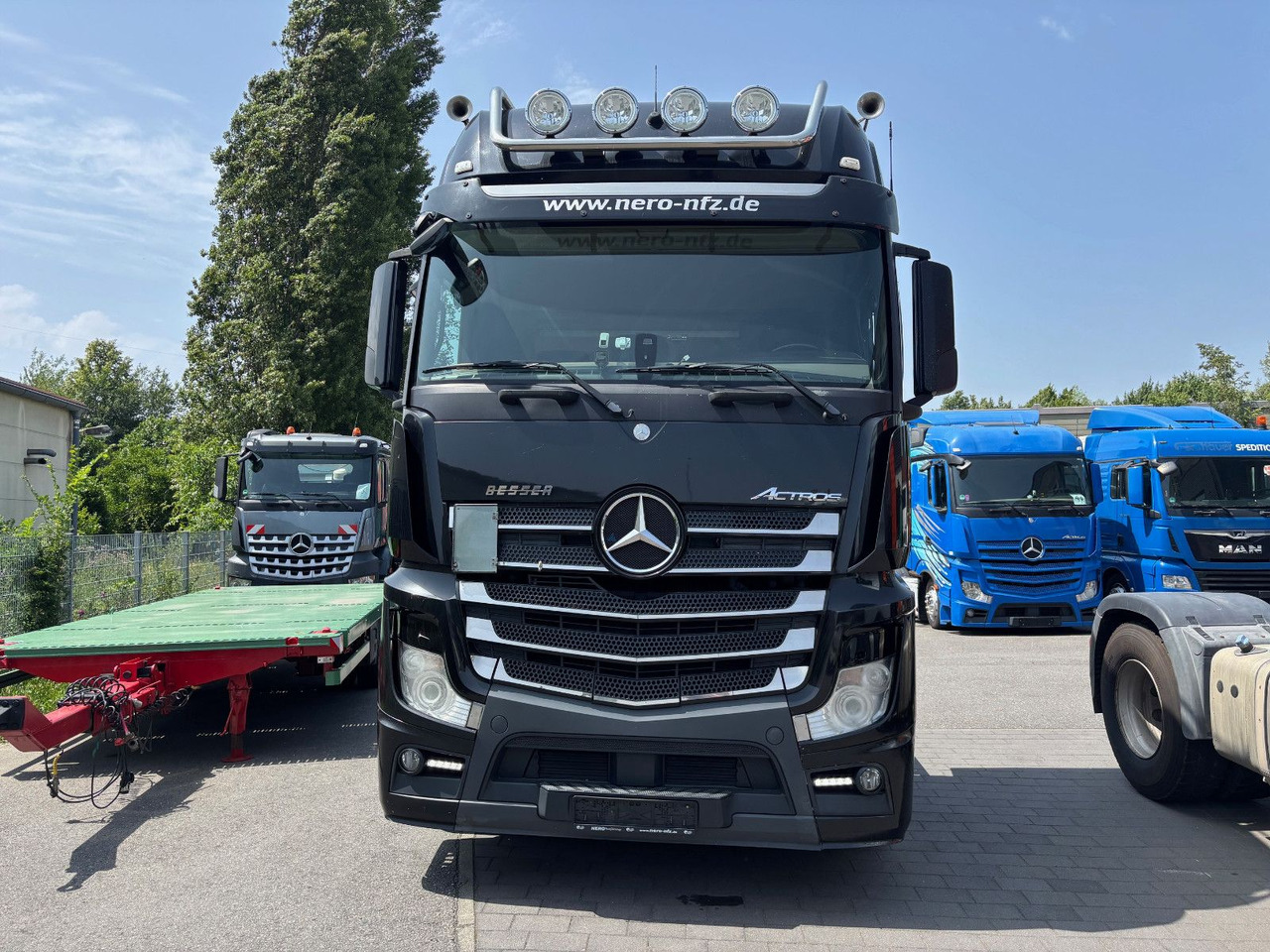 Mercedes-Benz Actros 1852 Giga Space/Alu Felgen/Retarder - Cabeza tractora: foto 2 Mercedes-Benz Actros 1852 Giga Space/Alu Felgen/Retarder - Cabeza tractora: foto 2