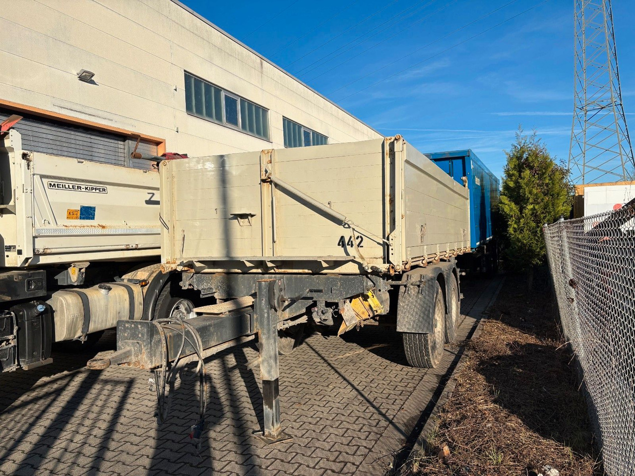 Carnehl Tandem /BPW/ Luftfederung/ Rollplane Carnehl Tandem /BPW/ Luftfederung/ Rollplane - Remolque volquete: foto 3 Carnehl Tandem /BPW/ Luftfederung/ Rollplane Carnehl Tandem /BPW/ Luftfederung/ Rollplane - Remolque volquete: foto 3