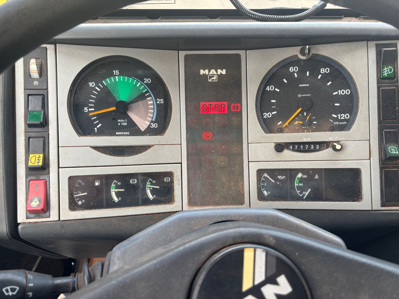 MAN 14.224 12.220 4x4 Meiller 3 Seitenkipper - Camión volquete: foto 5 MAN 14.224 12.220 4x4 Meiller 3 Seitenkipper - Camión volquete: foto 5