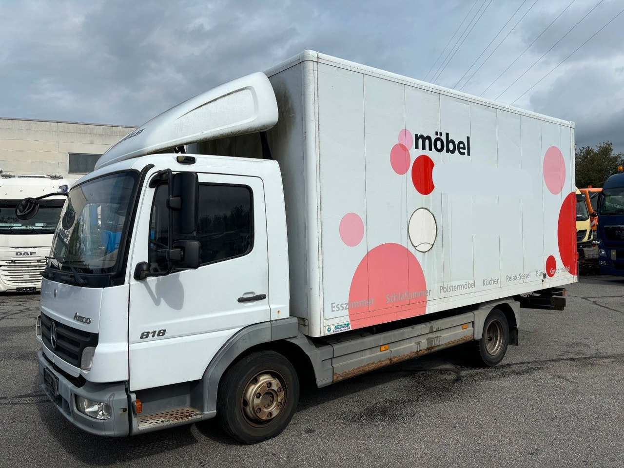 Mercedes-Benz 818 Kurze Radstand Blattfederung - Furgoneta caja cerrada: foto 5 Mercedes-Benz 818 Kurze Radstand Blattfederung - Furgoneta caja cerrada: foto 5