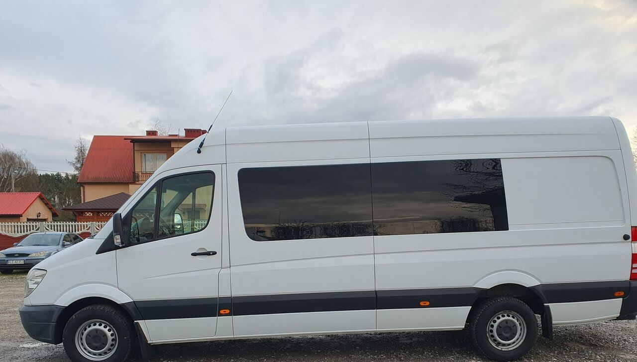 Mercedes-Benz SPRINTER 319 9 OSOB KLIMA WEBASTO TV TYL PODUSZKI EURO5 - Minibús, Furgoneta de pasajeros: foto 2 Mercedes-Benz SPRINTER 319 9 OSOB KLIMA WEBASTO TV TYL PODUSZKI EURO5 - Minibús, Furgoneta de pasajeros: foto 2