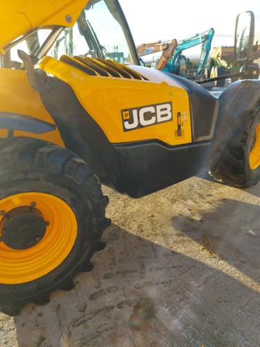 2016 JCB 541-70 Agri - Manipulador telescópico: foto 5 2016 JCB 541-70 Agri - Manipulador telescópico: foto 5