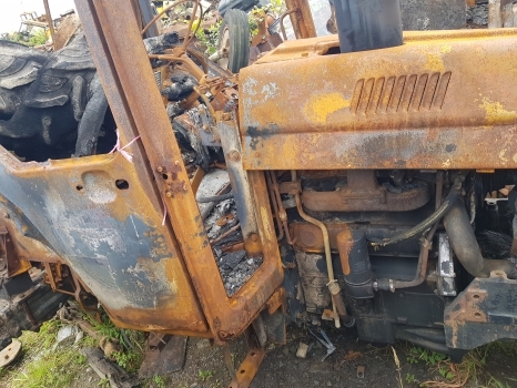 Case International 895xl Front, Rear Axle, Engine, Transmission, Pto Parts - Motor: foto 4 Case International 895xl Front, Rear Axle, Engine, Transmission, Pto Parts - Motor: foto 4