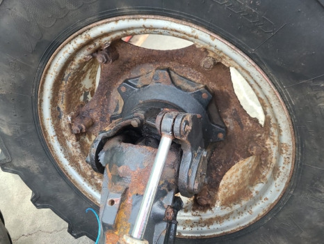 Eje delantero Case Jx80 New Holland Td, Td5000 Front Axle Hub Lhs Complete 5142018, 87303291: foto 1