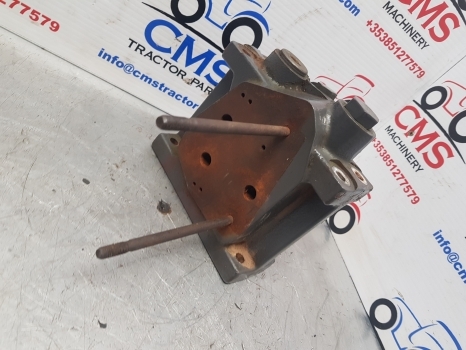 Claas Arion 500, 600 Spool Distribution Valve 4302904, 0011362040, 0011362041 - Válvula hidráulica para Tractor: foto 4 Claas Arion 500, 600 Spool Distribution Valve 4302904, 0011362040, 0011362041 - Válvula hidráulica para Tractor: foto 4
